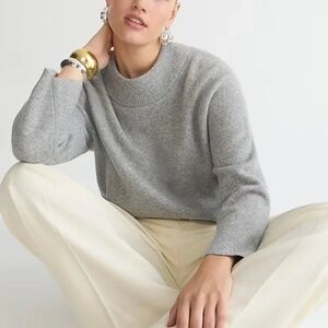 J.Crew Chunky Crewneck Sweater in Supersoft Yarn in Heather Grey, Size Large